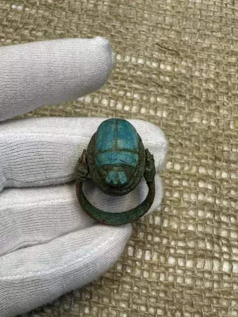 Anillo de cobre con escarabajo egipcio uno de los auténticos artefactos egipcios BC