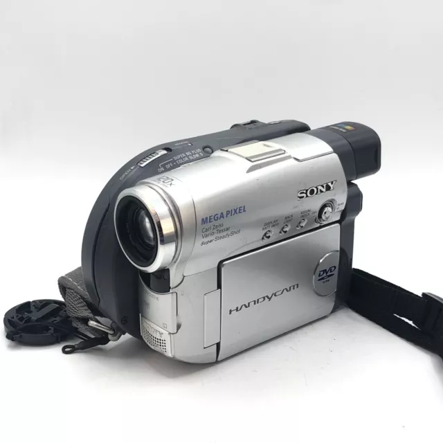 Sony Handycam DCR-DVD201E Camcorder - Digital Movie Camera - Read Description