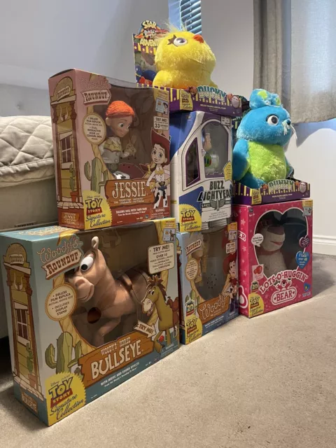 https://www.picclickimg.com/s9oAAOSw--hkOvB1/Toy-Story-Signature-Collection-All-Boxed-Brand-New.webp
