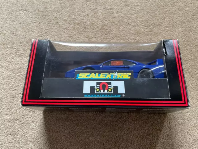 Scalextric C.2207 Ferrari F40 Electric Model Racing Slot Car. NEW & BOXED