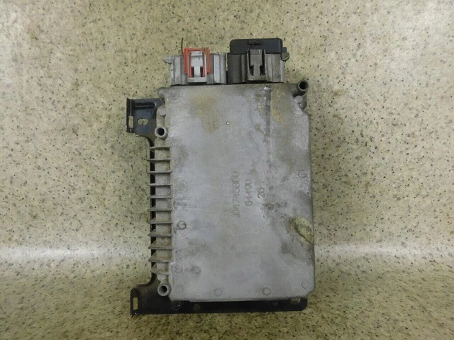 Contrôleur De Moteur Pt Cruiser 2.0 B 05033663Ab