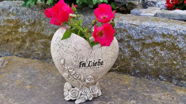 Grabschmuck Trauerschmuck Grabgestaltung Grab Vase Herzform "In Liebe"