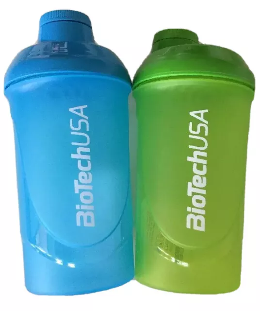 2 Eiweiß Shaker Blau+Neon Grün BioTech Wave Protein Mixer mit Sieb 600 ml Füll..