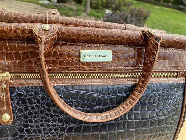 Samantha Brown Croco-Embossed Dowel Travel Bag Navy Brown  RARE OLD STOCK 3