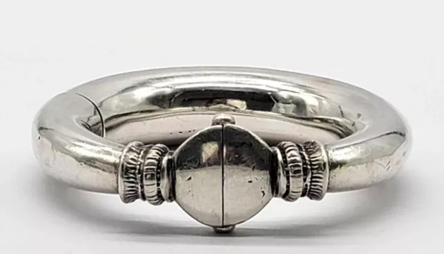 Antique tribal Sterling silver bangle bracelet 95.42 Grams Rajasthan india Apaa Antique tribal Sterling silver bangle bracelet 95.42 Grams Rajasthan india Apaa
