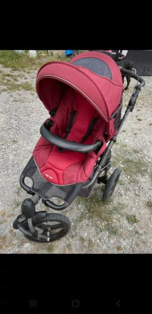 Poussette 3 roues high trek bébé confort