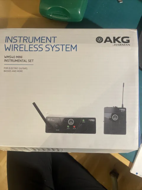 AKG WMS 40 Mini Instrumental /ISM3 (864,850 MHz) - Drahtlose Sendeanlage für Ins