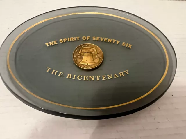 The BICENTENARY Oval Glass Plate and Coin Medallion 200 Years of Free Enterprise