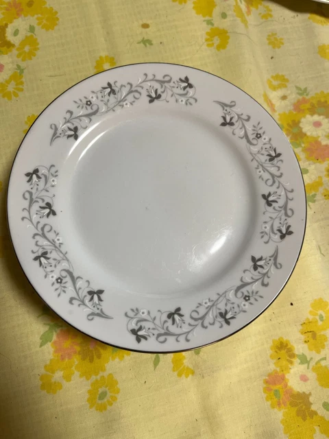 Moon Mist 3000 Fine China of Japan 6-3/8" Bread & Butter Plate Gray White Scroll