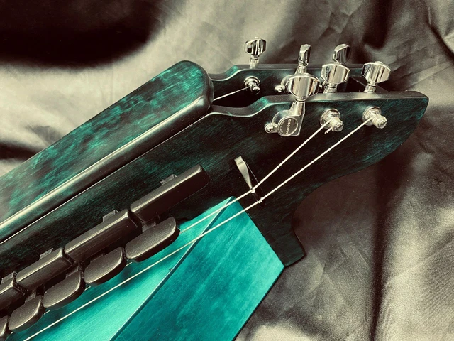Hurdy-Gurdy Model Hog / Emerald Green / 24 keys / Ukrainian Lira 2