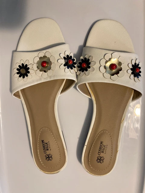 cushion walk Floral sandal slides size: 7 New White shoes sandals H-111