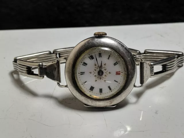 Antique SILVER HALLMARKED WATCH TRENCH STYLE ANTIQUE WRISTWATCH (WW1 Era)