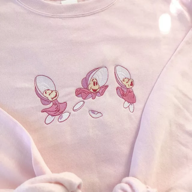 Disney Alice In Wonderland Curious Baby Oysters Embroidered Handmade Sweatshirt