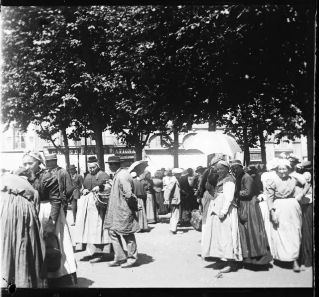 LE PUY EN VELAY 1906 - negative glass - Place du Breuil - 83