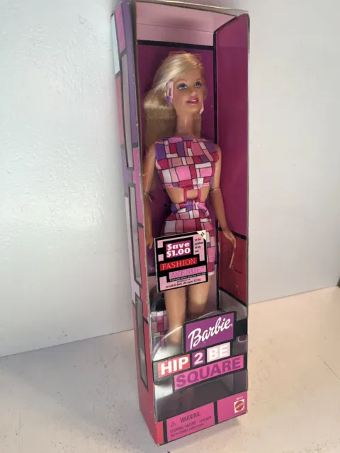 Barbie, Hip 2 be square year 2000 mattel doll in original box