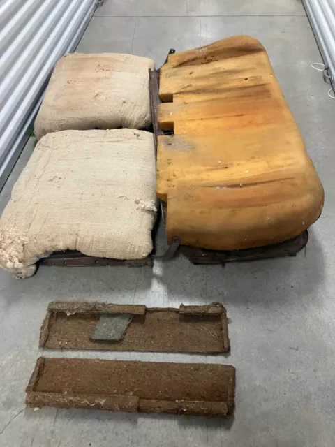 1970 Chevelle Front Bench Seat with tracks FACTORY ORIGINAL.. NEEDS COVERS OEM