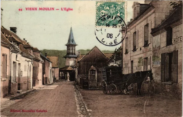 CPA AK Vieux Moulin - L'Église (259625)