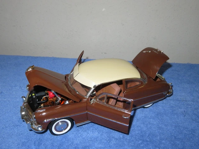 Miniatura Highway 61 1/18 Hudson Hornet 1952 Coupé - Rara
