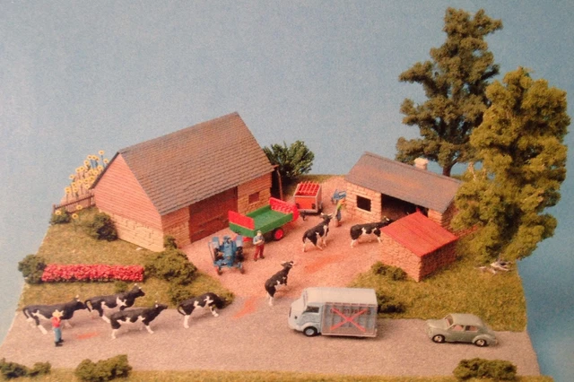 Maquette De Ferme - Échelle HO - Marque MKD - Occasion - Pour Modélisme
