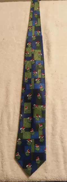 Dr. Seuss™ Brand Men’s Blue The Grinch Print Christmas Neck Tie