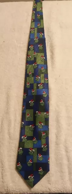 Dr. Seuss™ Brand Men’s Blue The Grinch Print Christmas Neck Tie