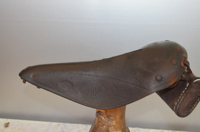 ENSEMBLE D'INSIGNES VISAGE indien boîte à outils sacoche de selle garde