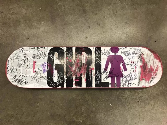 TERRASSE DE SKATEBOARD Fille Autographi e Sign e Par Koston Malto