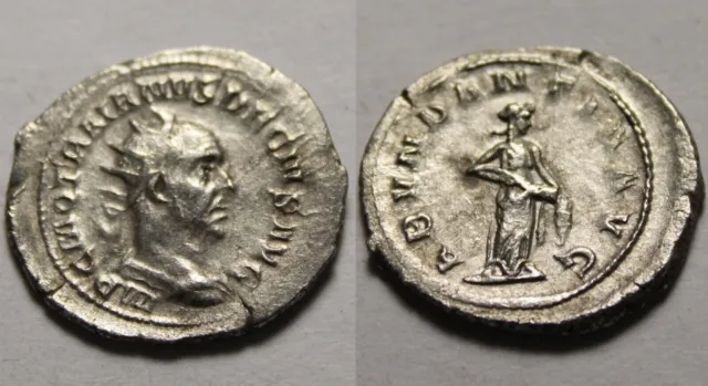 Rare Genuine ancient Roman silver coin Antoninianus Trajan Decius 250 Abundance