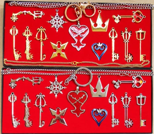 Quality Kingdom Hearts Roxas Crown Necklace Pendant Key Chain Ring 2Colors