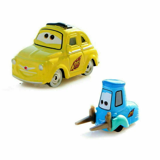 DISNEY PIXAR CARS Lot Luigi & Guido 155 Diecast Model Toy Car Loose
