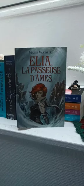 Lot complet trilogie Elia, La passeuse d'âmes Marie Vareille dystopie fantasy SF 3