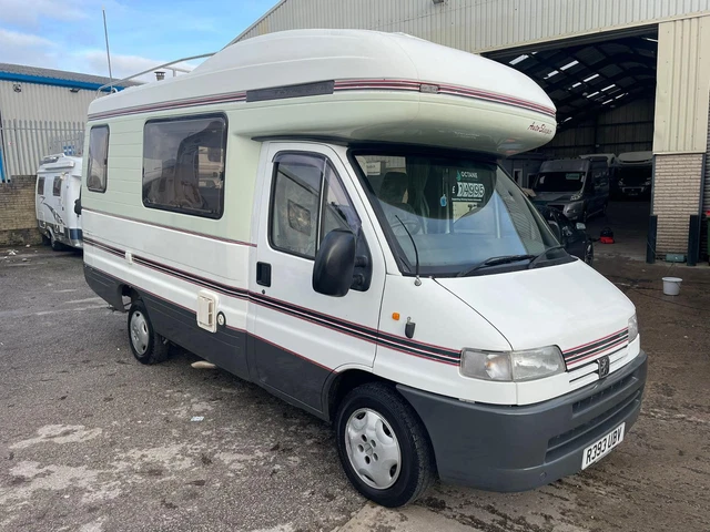 Peugeot BOXER 320 MWB Autosleeper Peugeot BOXER 320 MWB Autosleeper