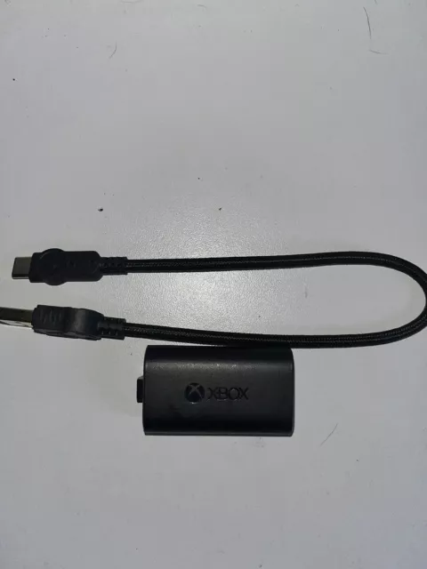 Microsoft Xbox Series X Play and Charge Kit (SXW00002)