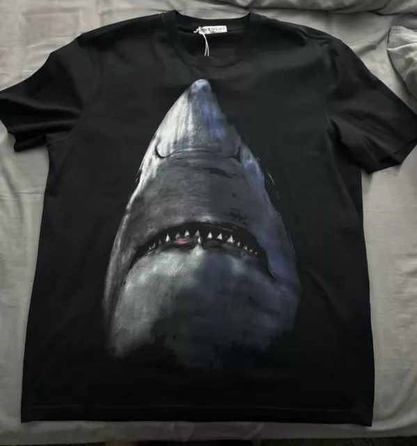 Givenchy Shark Tee “Slim Fit” Mens Size “XX-Large”