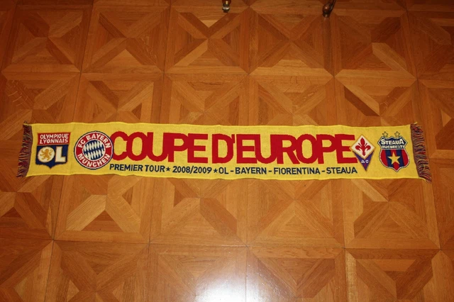 RARE ECHARPE OLYMPIQUE LYONNAIS CHAMPION DE FRANCE 2002 2003 2004