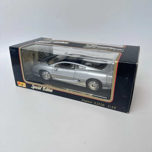 Jaguar xj220 1/12eme - Modélisme