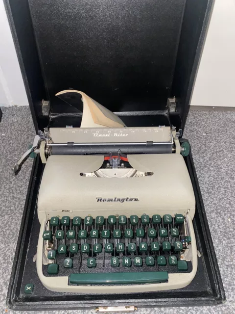 Vintage Remington 237914H Travel-Riter Portable Manual Typewriter, Case GR 1950s