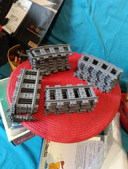 LOT DE LEGO 28 rails (12 rails droites et 16 rails virage) train lego ...