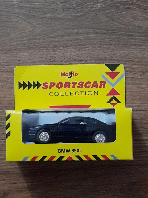 Maisto 1:24 Toyota Supra GR Anno di costruzione 2022 rosso 32917R