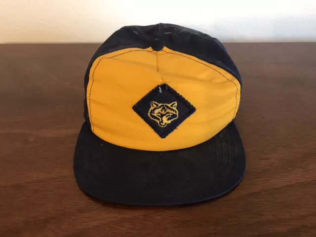 VINTAGE 1990's CUB SCOUTS BEAR WOLF SNAPBACK HAT CAP, S/M, BSA, YELLOW & NAVY