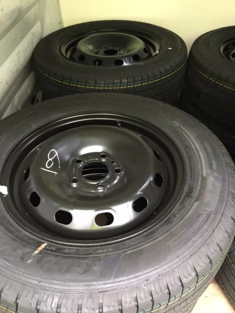 Renault Trafic Vivaro Genuine 2015-2019 Steel Wheel And 215/65/16 Goodyear Tyre