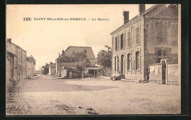 CPA Saint-Hilaire-au-Temple, La Mairie