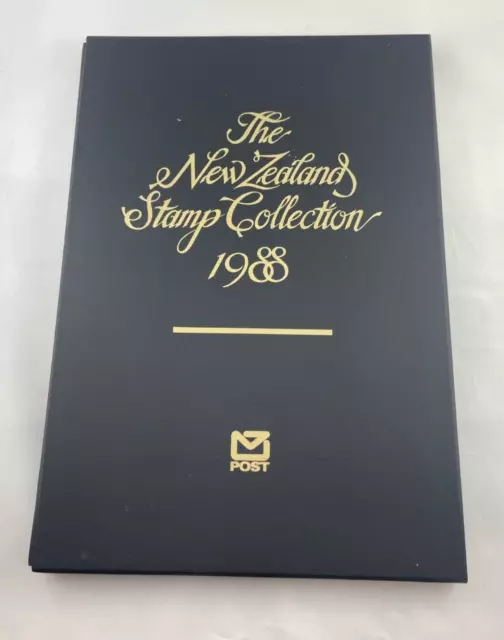 1988 The New Zealand Annual Stamp Collection Year Book - Mint Never Hinged -