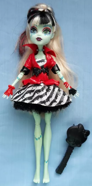 1x Monster High Puppe Frankie Stein Doll BHN02 Sweet Screams - NICHT vollständig