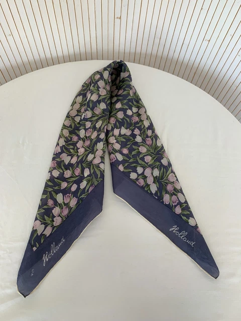 Foulard Carré En Soie Vintage Claude Boissy - Motif Floral Gris - Cadeau Pour Femme