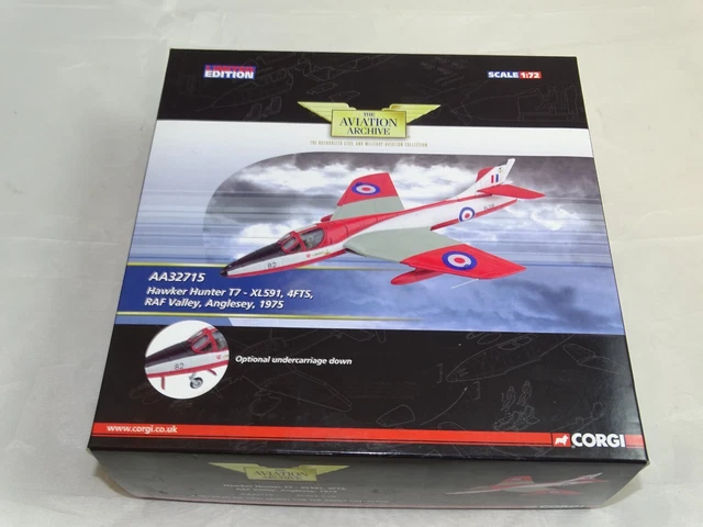 CORGI AVIATION ARCHIVE Model # AA32715 - HAWKER HUNTER T7 - SCALE 1:72 ...