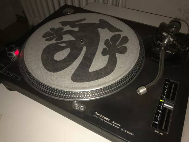 Technics SL 1210 MK2 Plattenspieler