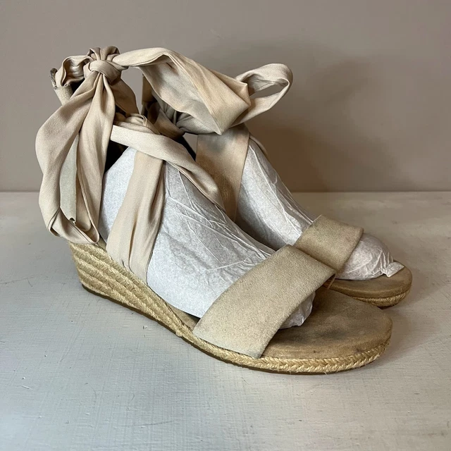 UGG Australia Trina Women's Ribbon Tie Suede Espadrille Wedge Sandals Size 9 US