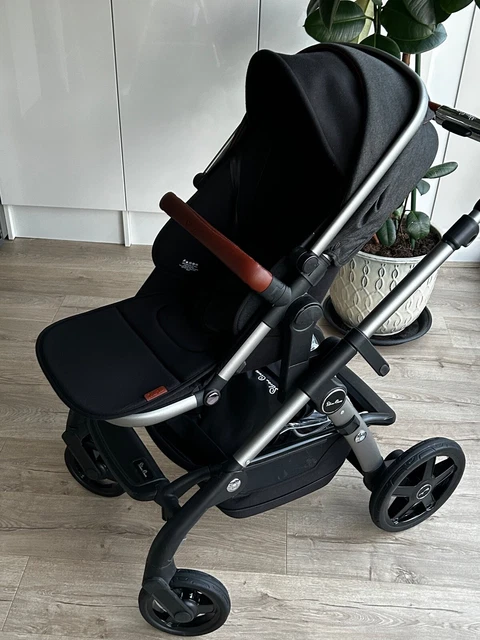Silver Cross Wave Travel System + Ultimate Pack Bundle