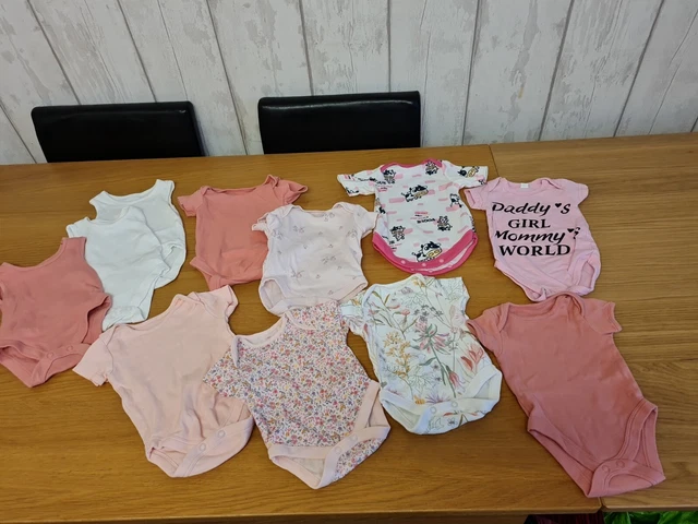 Baby Girls Huge Clothes Bundle. 86 Items Fist size, Newborn & 0-3 Months 17